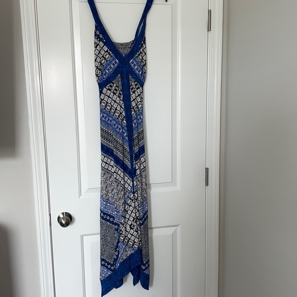 Maxi dress, flowy material